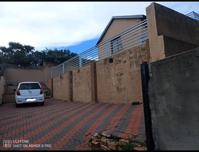 3 BEDROOM HOUSE FOR SALE IN NATURENA